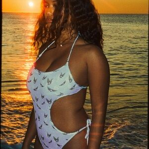 Frankie’s Bikinis x Victoria’s secret One Piece